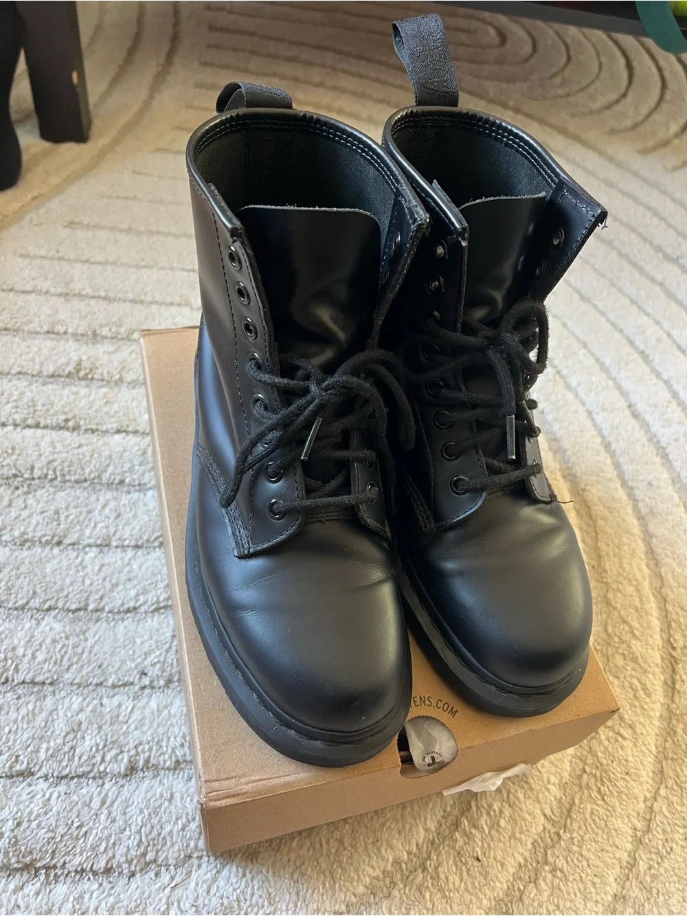 Dr Martens 1460 Mono Black
